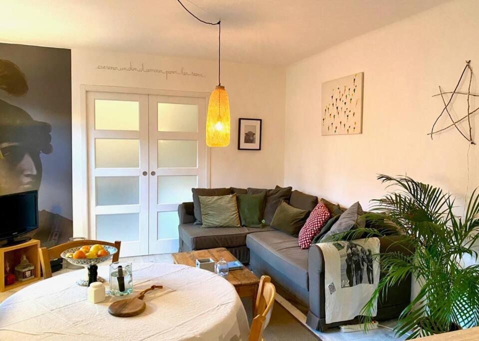 Appartement Chaleureux Entre Zola Et Proce. Нант Экстерьер фото